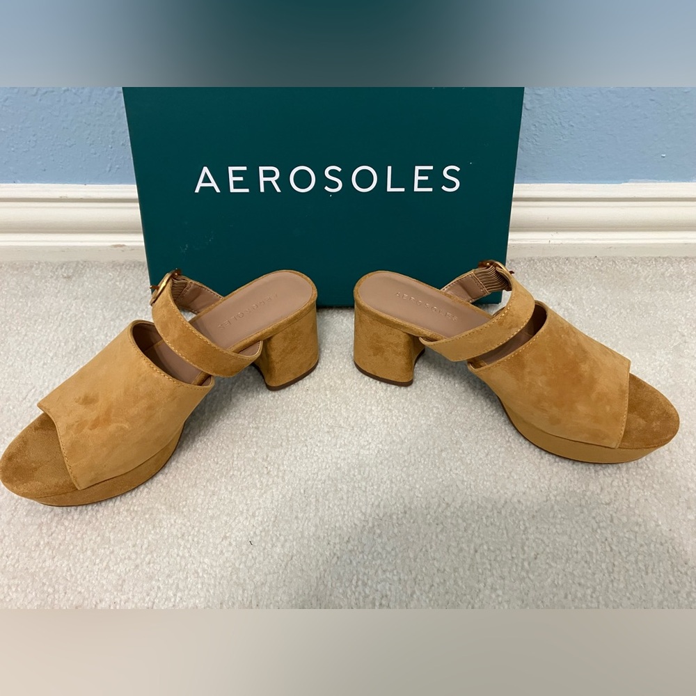 AEROSOLES Women's Brown Faux Suede Mules - Picture 4 of 7
